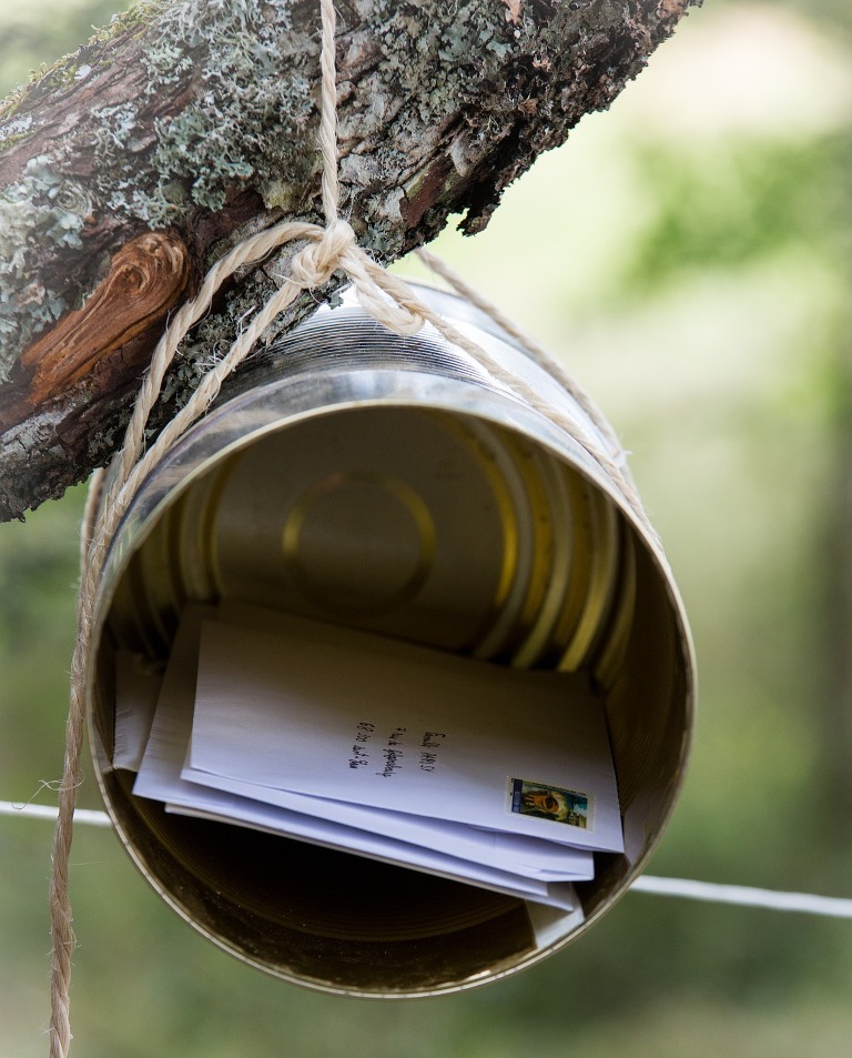 Tin can mailbox