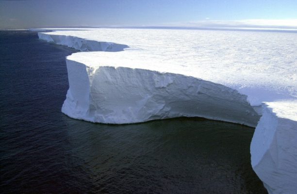B 15 The largest iceberg on earth