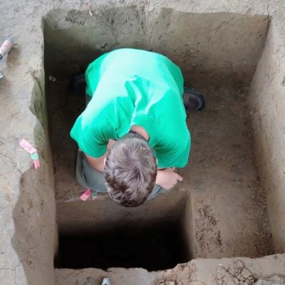 Taking Adventure Schooling out into the Archaeology Field